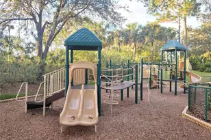 10215 Evergreen Hill Dr, Tampa, FL 33647 - Photo 54