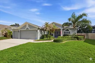 2726 Valencia Grove Dr, Valrico, FL 33596 - Photo 1