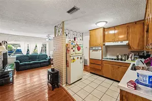 4040 19th St N, Saint Petersburg, FL 33714 - Photo 10