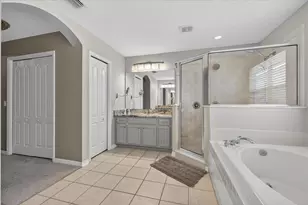 11115 Avery Oaks Dr, Tampa, FL 33625 - Photo 32