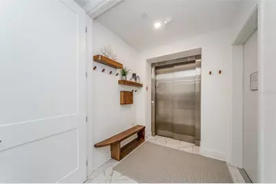 15 Avalon Street #401, Clearwater Beach, FL 33767 - Photo 2