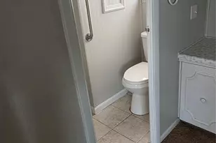 633 Como Dr, Venice, FL 34285 - Photo 8