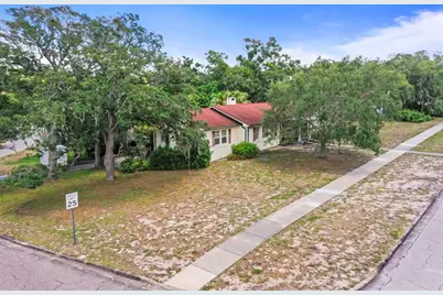 615 N Glenwood Avenue, Clearwater, FL 33755 - Photo 14