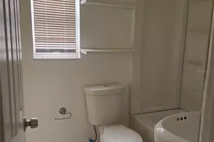 2472 17th Ave S, Saint Petersburg, FL 33712 - Photo 8