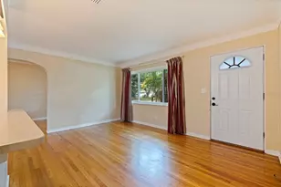 4558 25th Ave N, Saint Petersburg, FL 33713 - Photo 2