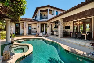 200 Brightwaters Blvd NE, Saint Petersburg, FL 33704 - Photo 4