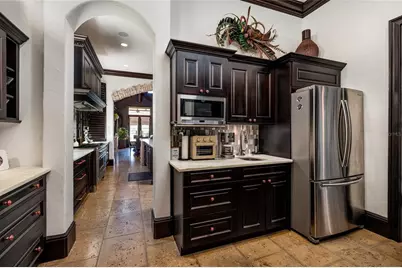 200 Brightwaters Boulevard NE, Saint Petersburg, FL 33704 - Photo 18