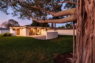 302 41st Ave, Saint Pete Beach, FL 33706 - Photo 2