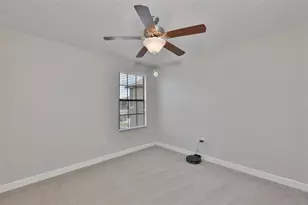 1922 Citrus Lake Ct, Ruskin, FL 33570 - Photo 26
