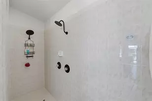 631 De Soto Dr, Tierra Verde, FL 33715 - Photo 46