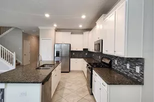 25188 Lambrusco Loop, Lutz, FL 33559 - Photo 12