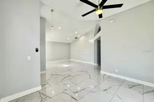 11504 Wellman Dr, Riverview, FL 33578 - Photo 6