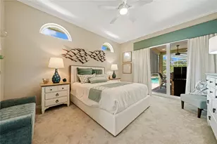 961 Live Oak Ave NE, Saint Petersburg, FL 33703 - Photo 24