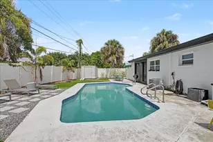 7812 Rideout Rd, Tampa, FL 33619 - Photo 2