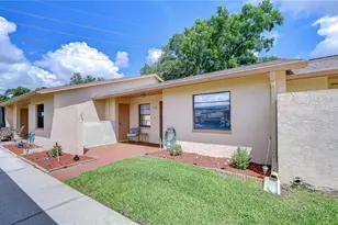 38235 Boxwood Dr, Zephyrhills, FL 33542 - Photo 42
