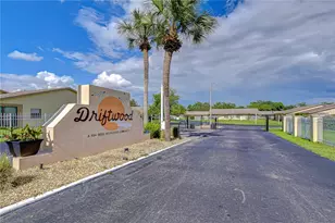 38235 Boxwood Dr, Zephyrhills, FL 33542 - Photo 34