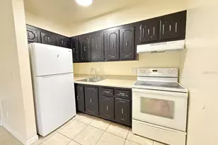 3301 58th Ave S, Saint Petersburg, FL 33712 - Photo 2