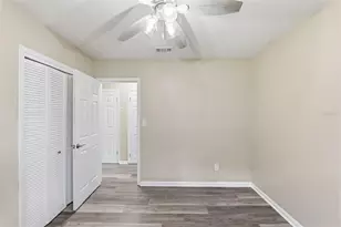 7815 Pine Hill Dr, Tampa, FL 33617 - Photo 20
