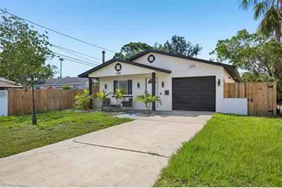 1782 Maryland Avenue NE, Saint Petersburg, FL 33703 - Photo 2