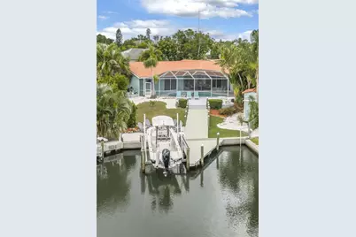 4911 Palmetto Point Drive, Palmetto, FL 34221 - Photo 1
