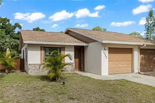 5723 Deer Hollow Trail, Sarasota, FL 34232 - Photo 2