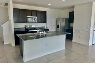 31284 Penny Surf Loop, Wesley Chapel, FL 33545 - Photo 4
