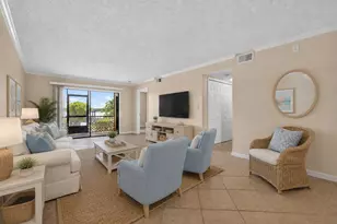 10125 Sailwinds Blvd N, Largo, FL 33773 - Photo 20
