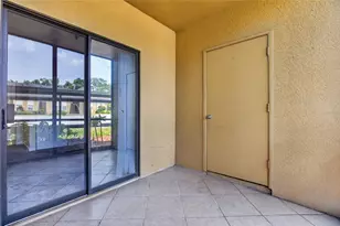 10125 Sailwinds Blvd N, Largo, FL 33773 - Photo 16