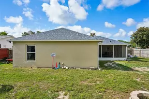 10303 Fordham St, Spring Hill, FL 34608 - Photo 22