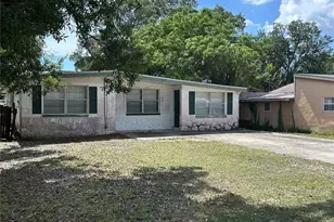 6328 30th Way N, Saint Petersburg, FL 33702 - Photo 2