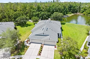 3348 Chapel Creek Cir, Wesley Chapel, FL 33544 - Photo 10