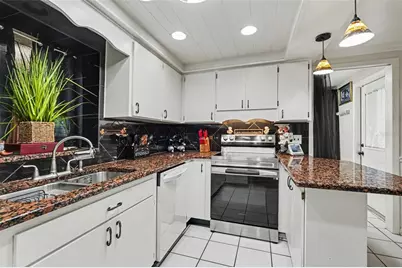 8115 N Ola Avenue, Tampa, FL 33604 - Photo 12