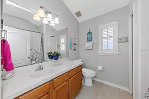 19238 Weymouth Dr, Land O Lakes, FL 34638 - Photo 16