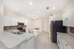 19238 Weymouth Dr, Land O Lakes, FL 34638 - Photo 32