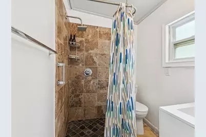 6518 S West Shore Circle, Tampa, FL 33616 - Photo 12