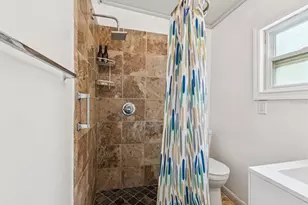 6518 S West Shore Circle, Tampa, FL 33616 - Photo 12