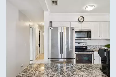 6518 S West Shore Circle, Tampa, FL 33616 - Photo 22