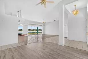 8911 Riverlachen Way, Riverview, FL 33578 - Photo 16