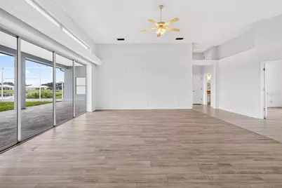 8911 Riverlachen Way, Riverview, FL 33578 - Photo 32