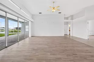 8911 Riverlachen Way, Riverview, FL 33578 - Photo 32
