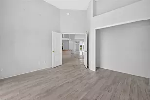8911 Riverlachen Way, Riverview, FL 33578 - Photo 70