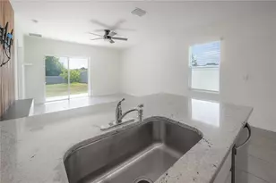 17042 Oval Rum Dr, Wimauma, FL 33598 - Photo 10