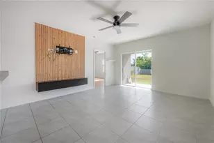 17042 Oval Rum Dr, Wimauma, FL 33598 - Photo 12
