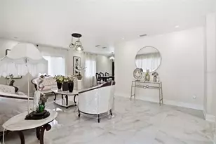 15040 Lake Magdalene Blvd, Tampa, FL 33618 - Photo 22