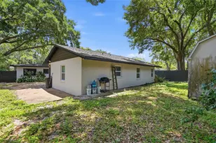15040 Lake Magdalene Blvd, Tampa, FL 33618 - Photo 56