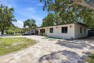 15040 Lake Magdalene Blvd, Tampa, FL 33618 - Photo 12