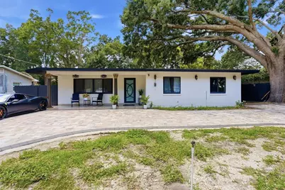 15040 Lake Magdalene Boulevard, Tampa, FL 33618 - Photo 10