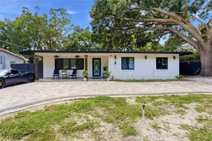 15040 Lake Magdalene Blvd, Tampa, FL 33618 - Photo 10