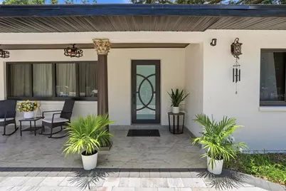 15040 Lake Magdalene Boulevard, Tampa, FL 33618 - Photo 6