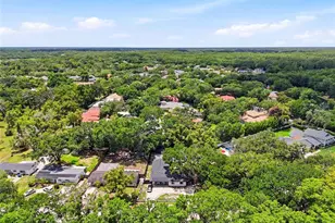 15040 Lake Magdalene Blvd, Tampa, FL 33618 - Photo 14